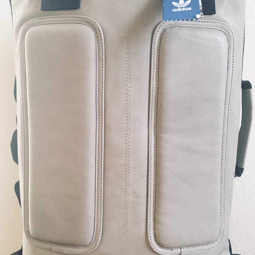 Adidas Originals Day Backpack Leather & Suede - Picture 4 of 8